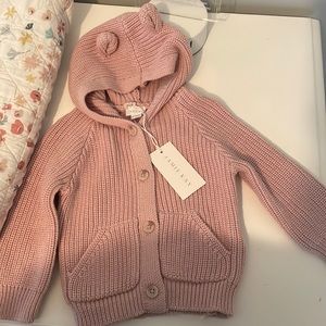 Never worn adorable pink sweater